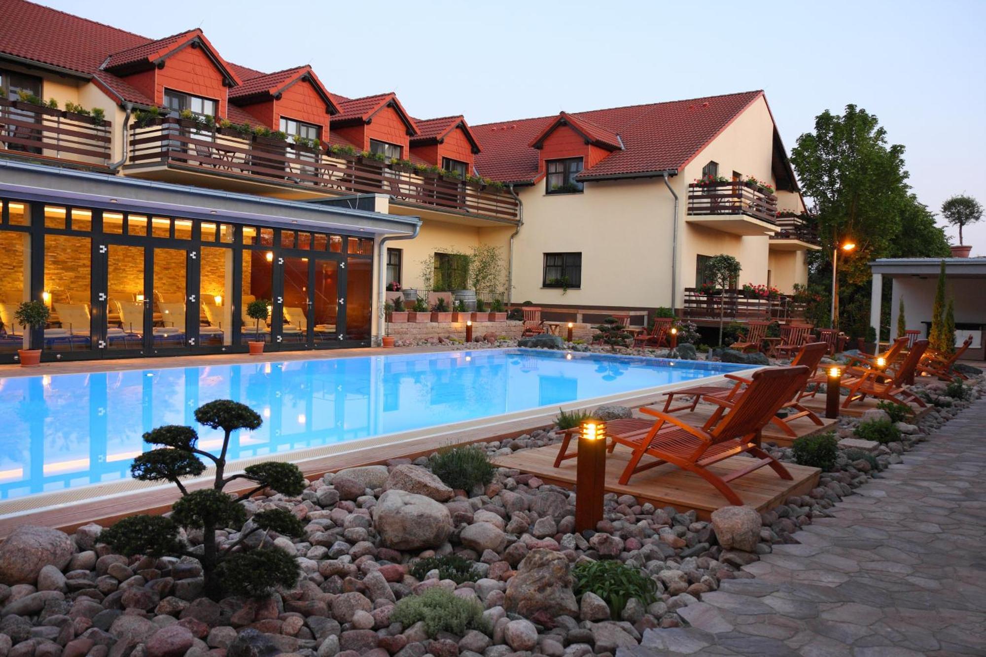 Ringhotel Hotel Zum Stein Oranienbaum-Woerlitz Dış mekan fotoğraf